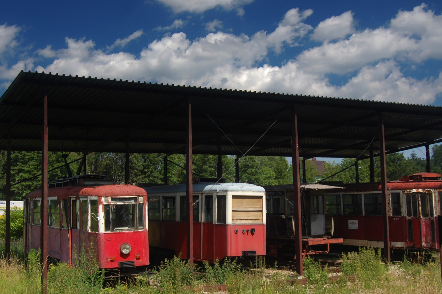 Tramwaje w zajezdni MZK - 2009 r. Tramwaje w zajezdni MZK - 2009 r.