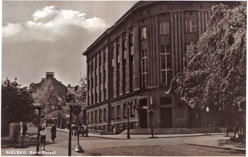 Przedwojenna pocztówka - widok na ogrodzenie willi Tislowitzów od strony obecnej ulicy Sixta Przedwojenna pocztówka - widok na ogrodzenie willi Tislowitzów od strony obecnej ulicy Sixta