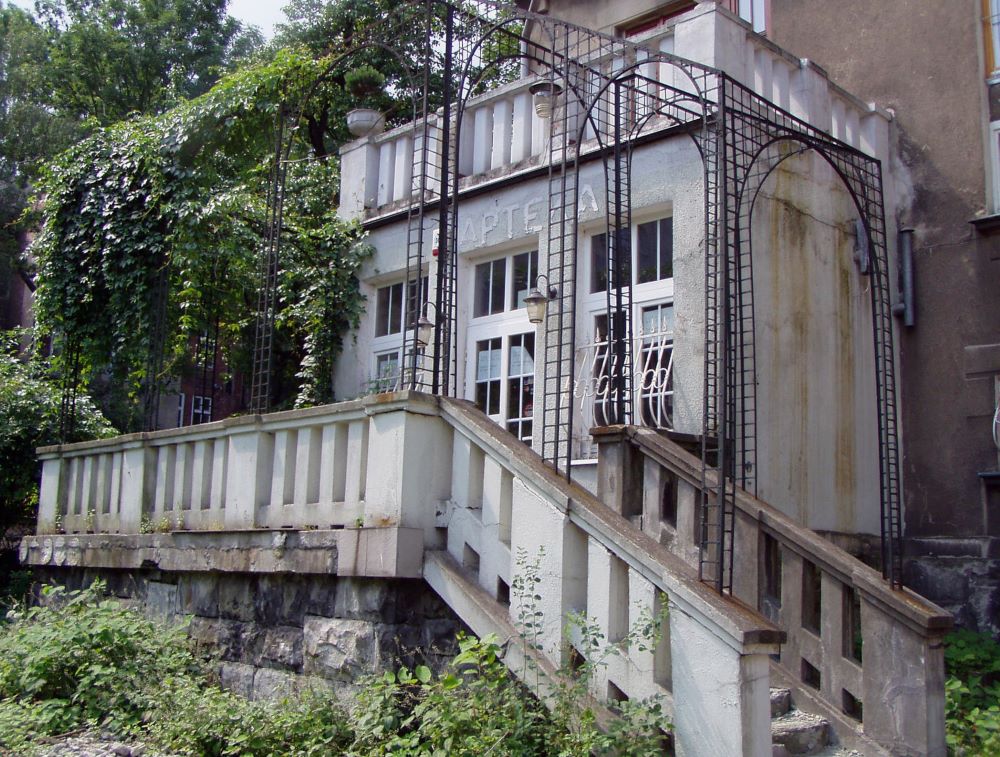 Widok budynku z roku 2009 Widok budynku z roku 2009