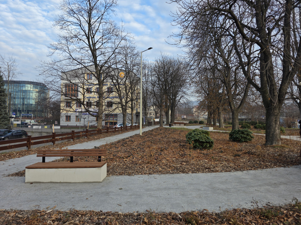 Skwer przy ulicy Sempołowskiej i PCK fot. Wydział Gospodarki Miejskiej UMBB