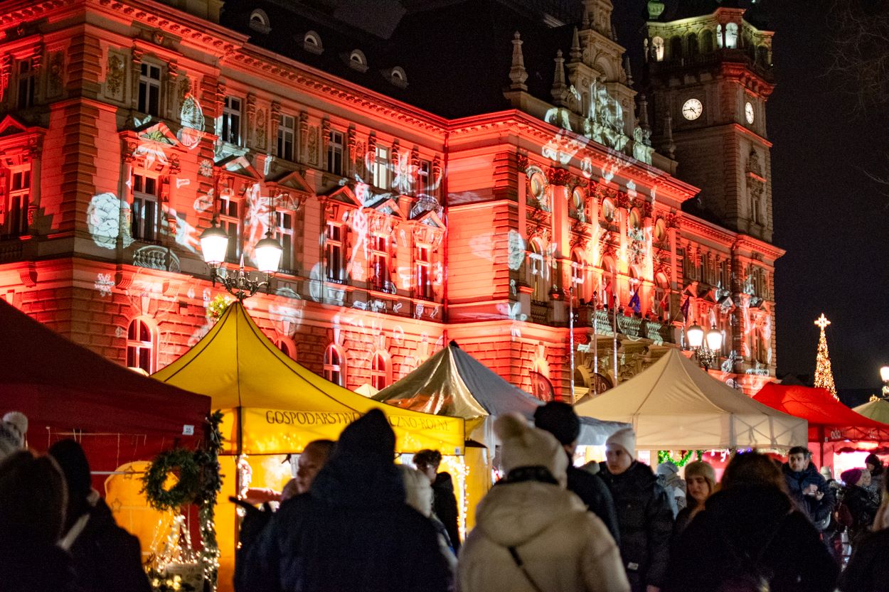 Tłumy na placu Ratuszowym Święta na Starówce